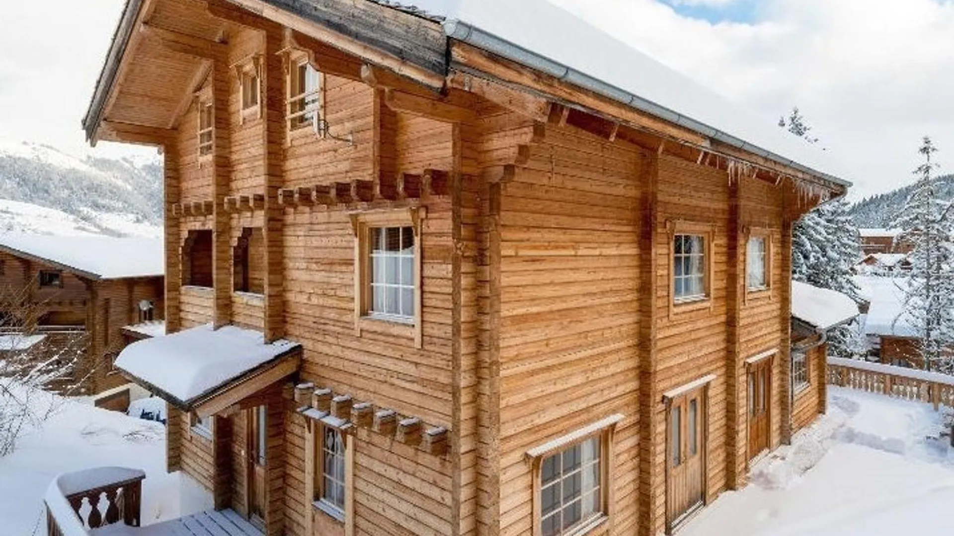 Chalet Mitoyen Traditionnel - 6 Chambres, Proche Pistes Et Centre - La Tania, Courchevel - Fr-1-513-61 0*,  France